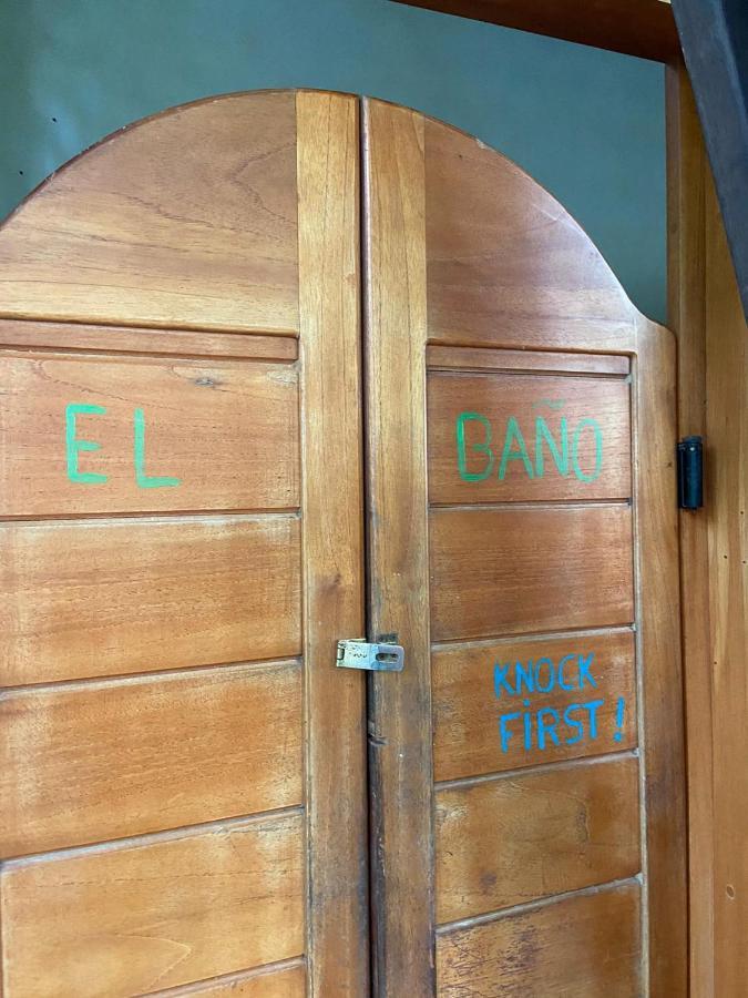 Luminosa Uvita Hostel Eksteriør bilde