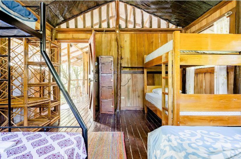 Luminosa Uvita Hostel Eksteriør bilde
